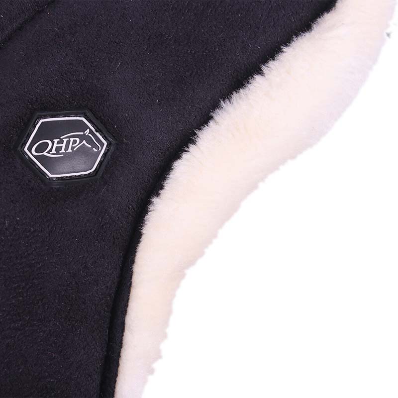 Bareback Pad QHP mit Griff und Kunstlammfell-Futter - 5098
