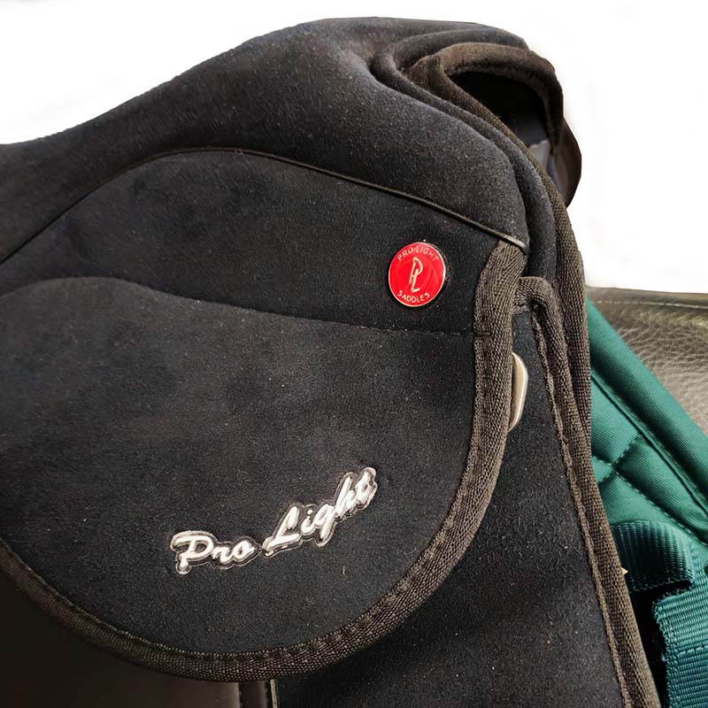 Englisches Vielseitigkeitssattel-Set mit austauschbarem Kopfeisen + personalisierbarem Zubehör - 8173